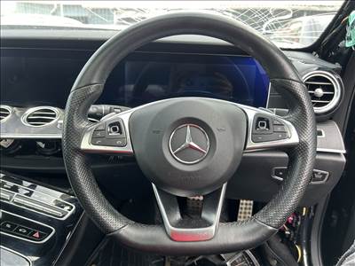 Mercedes E-osztály W213 kormány 