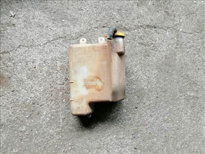 Mazda B 2500 Kiegyenlítő tartály  tg823021118