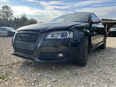 Audi A3 (8P) Facelift bal első sárvédő LY9B