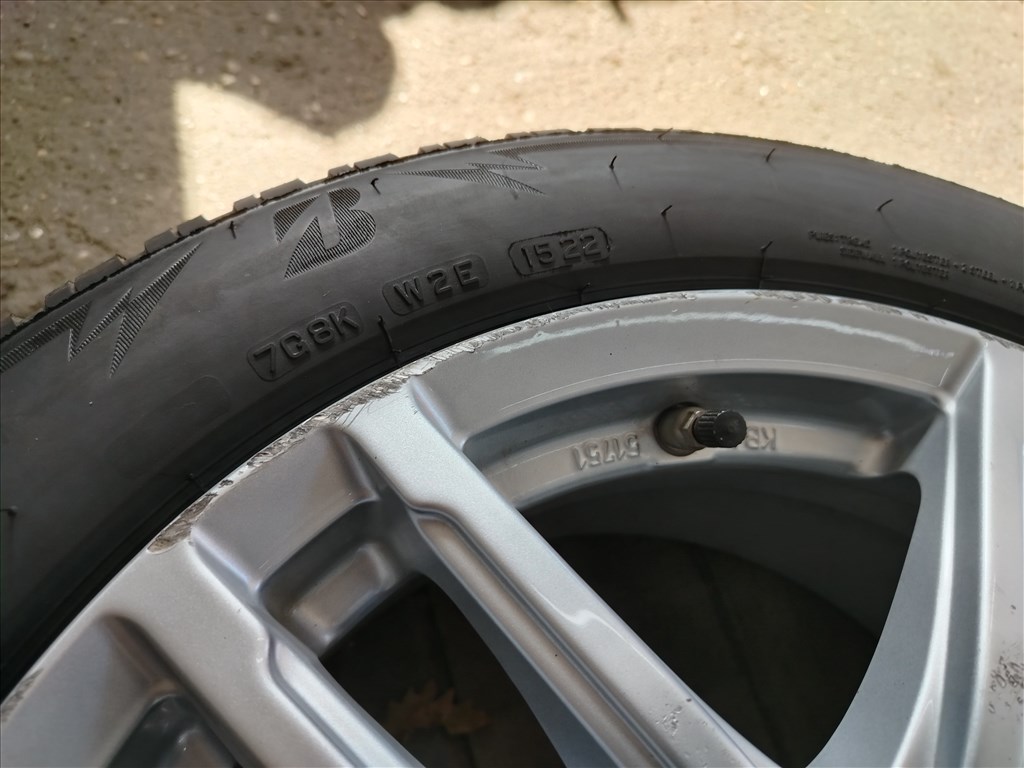  Toyota Auris/Corolla(2018) 5x114.3 16"  alufelni, 205/55r16 Bridgestone téli gumi 7. kép