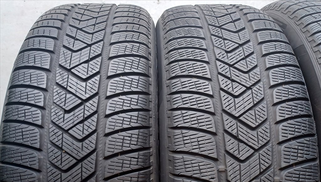 RSC Pirelli Scorpion MOE 235/55 R19 téli gumik 4db 6. kép