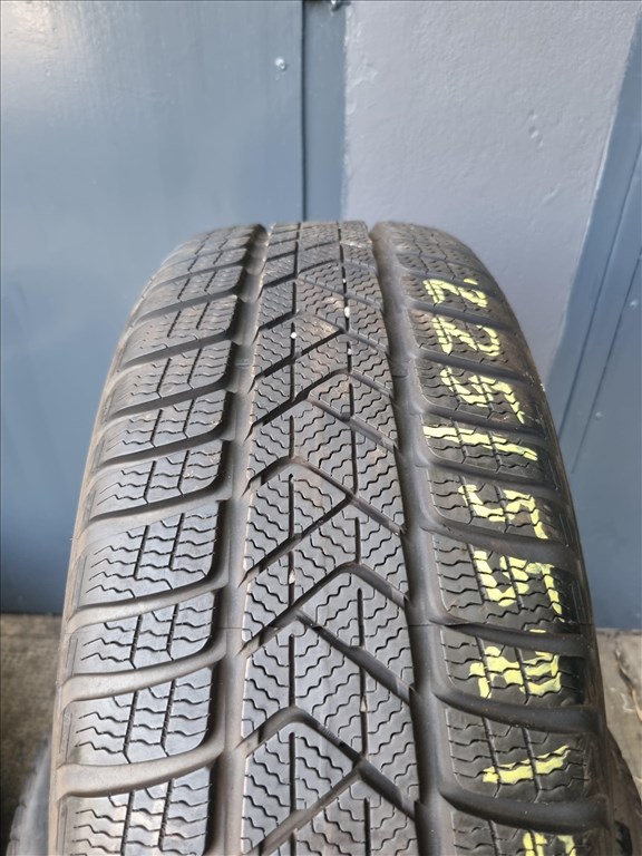  225/5517" újszerű Pirelli Sottozero 3 téli gumi 2db  4. kép