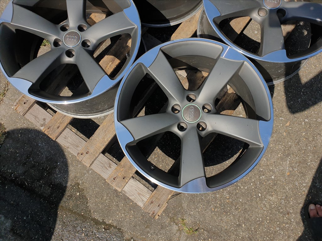 19" 5x112 Audi 4. kép