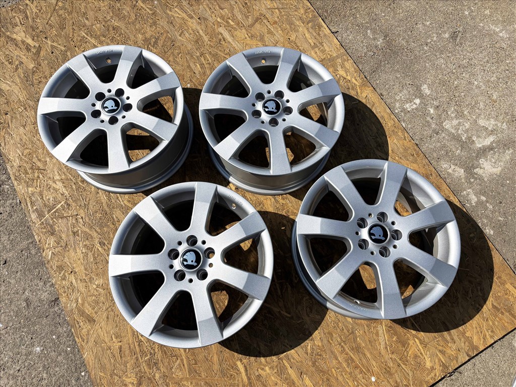 Skoda 16" 5x100 alufelni eladó 16 coll Fabia Rapid Kamiq 5. kép