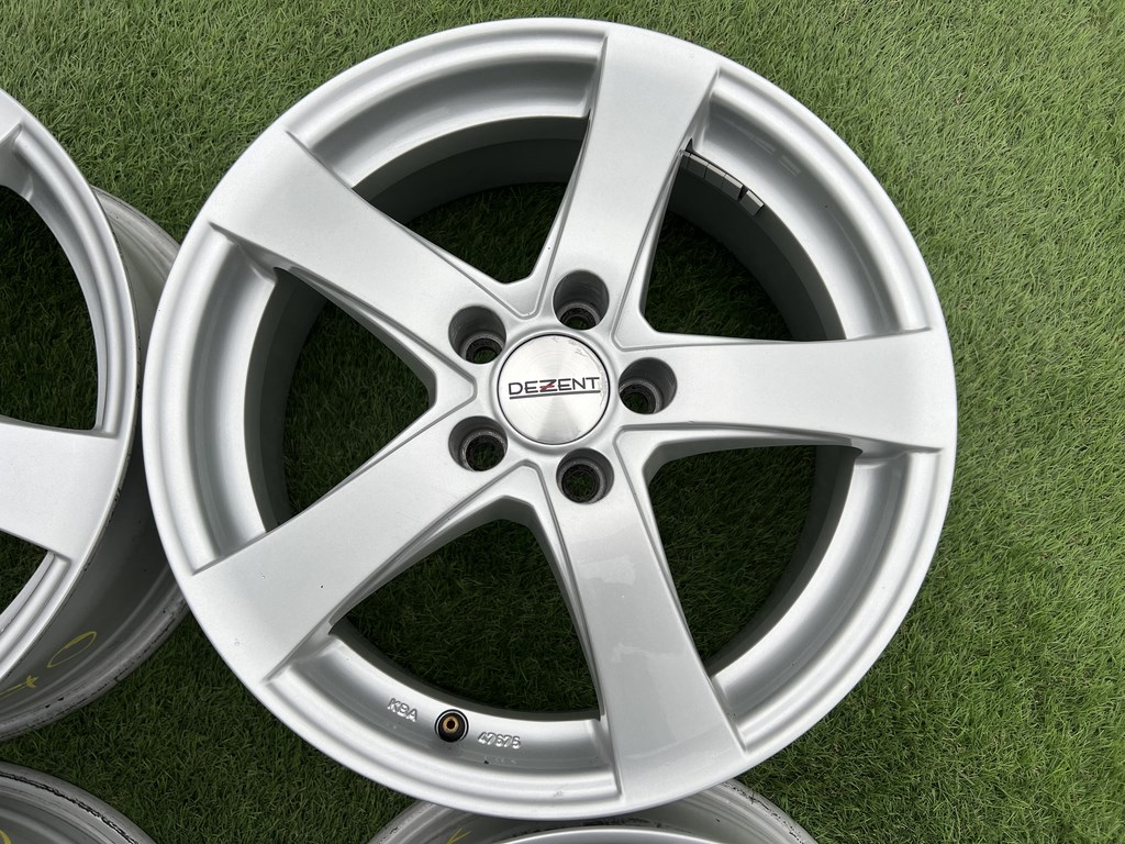 5x100 16" Dezent alufelni 6,5Jx16h2 ET38 4. kép