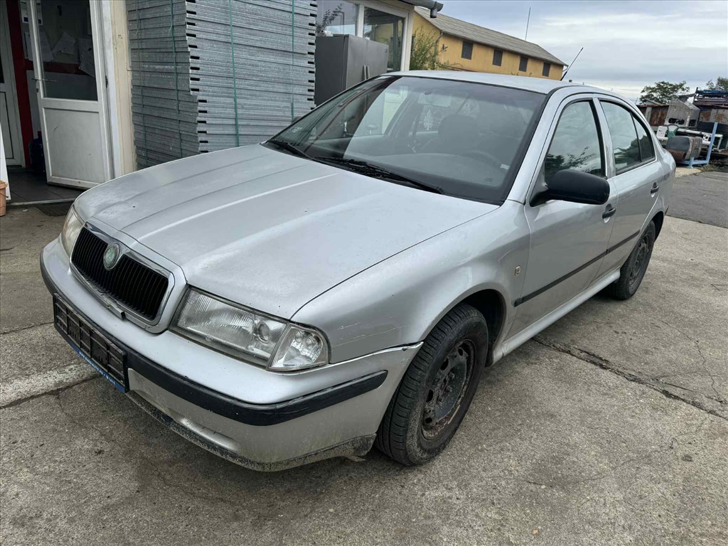 Skoda Octavia I 1.4 -BCA-  bontott alkatrészei 1. kép