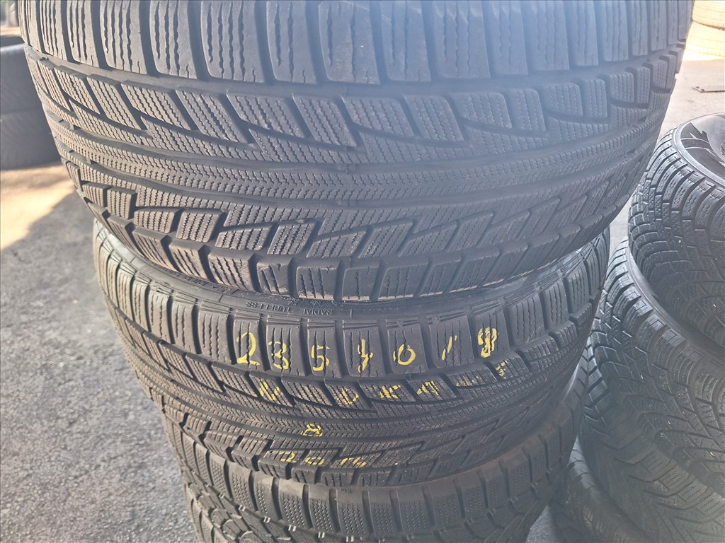  235/40/18"  Nankang téli gumi  2. kép