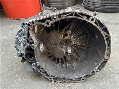 Renault Trafic II váltó  pk6075