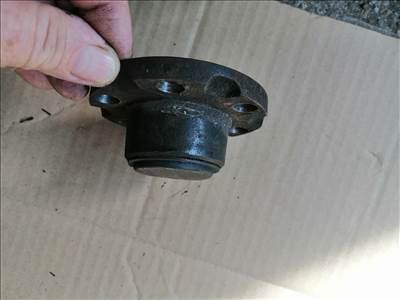 Mazda B 2500 Első kerékagy kapcsoló ue3833241b