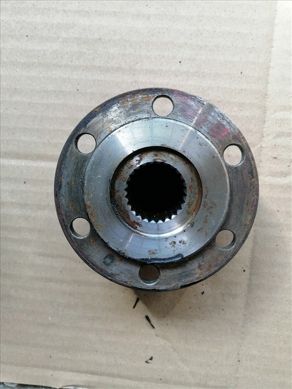 Mazda B 2500 Első kerékagy kapcsoló ue3833241b 2. kép