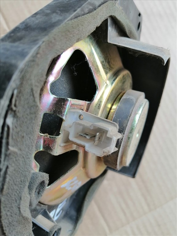 Mazda B 2500 Bal első Hangszóró  4. kép