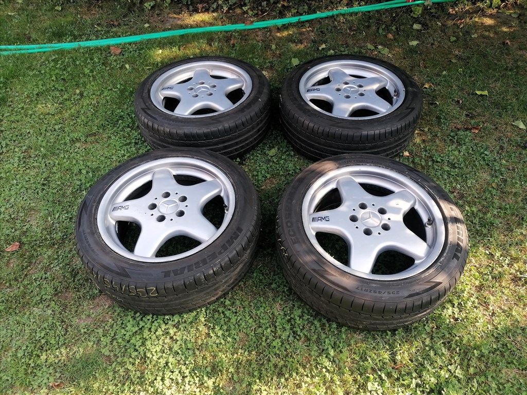  5x112 lyukosztású 17" használt alufelni, rajta 235/45 használt nyári gumi gumi  7. kép