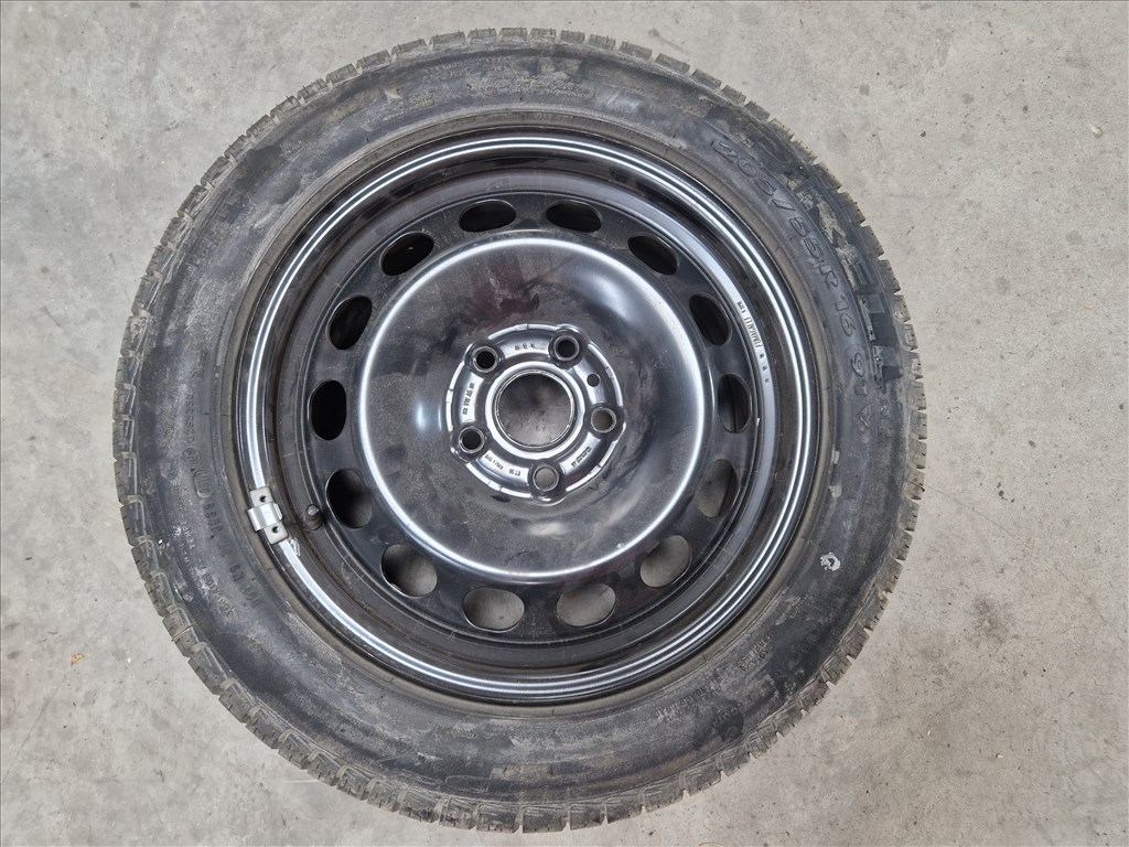 Golf VI pótkerék 5x112 16" , 205/55 Pirelli nyári gumi (23988) 1. kép