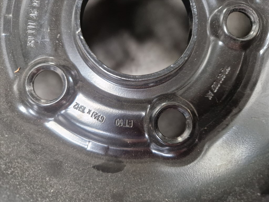 Golf VI pótkerék 5x112 16" , 205/55 Pirelli nyári gumi (23988) 3. kép