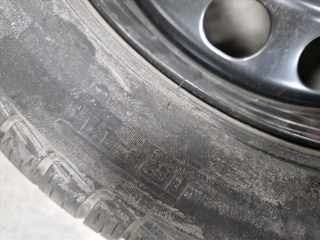 Golf VI pótkerék 5x112 16" , 205/55 Pirelli nyári gumi (23988) 8. kép