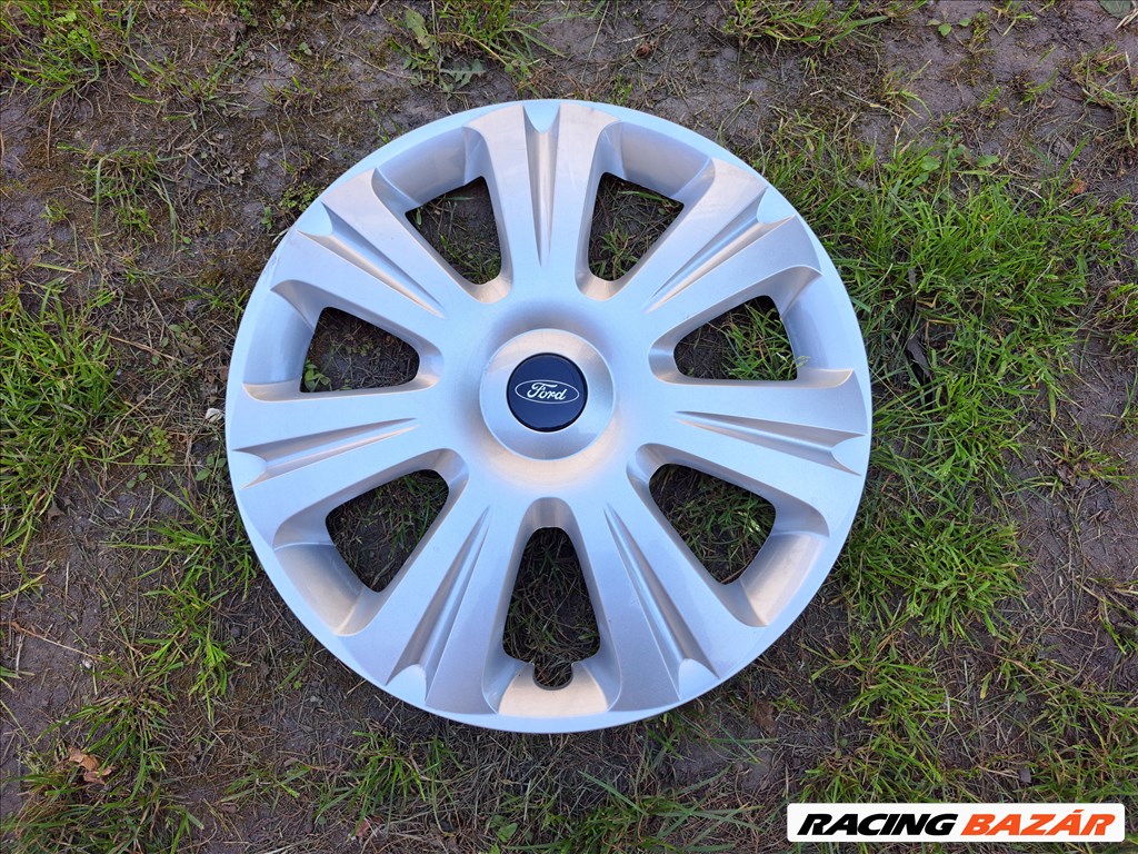 1db 16" Ford gyári dísztárcsa eladó!!! (Kód 86) szép újszerű állapotban 1. kép