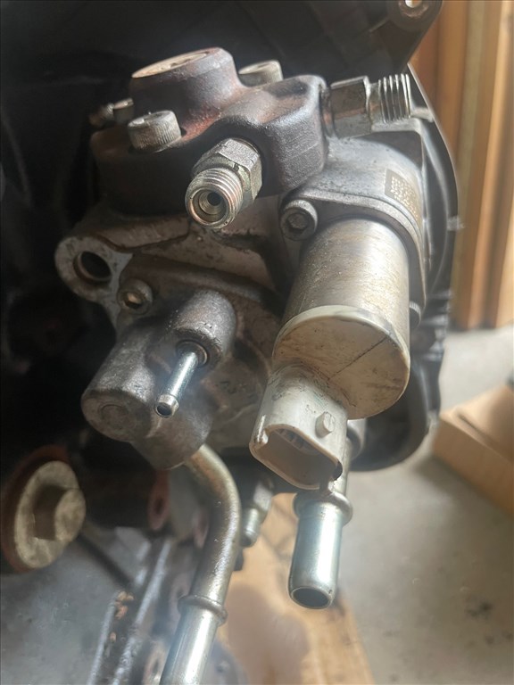 Opel Astra J Gyári Bontott Alkatrészei Eladó ( Facelift ) 1.7 CDTi A17DTS  43. kép