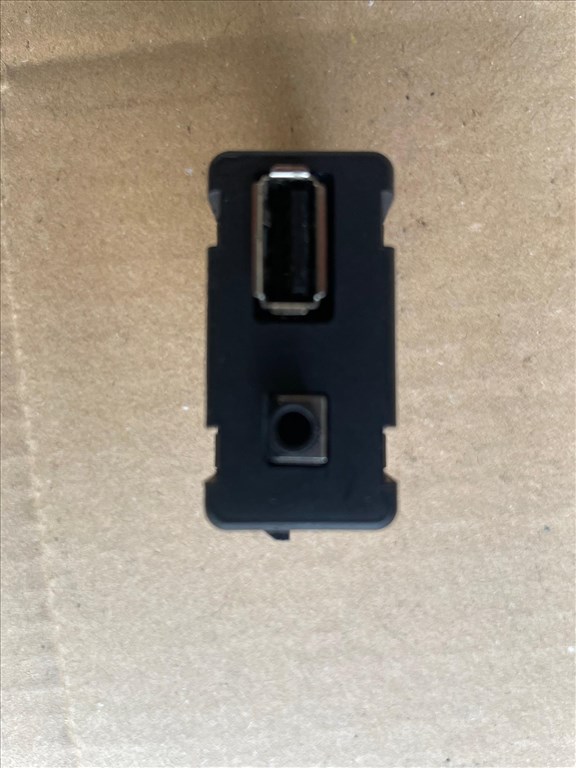 Opel Astra J Gyári Bontott Alkatrészei Eladó ( Facelift ) 1.7 CDTi A17DTS  76. kép