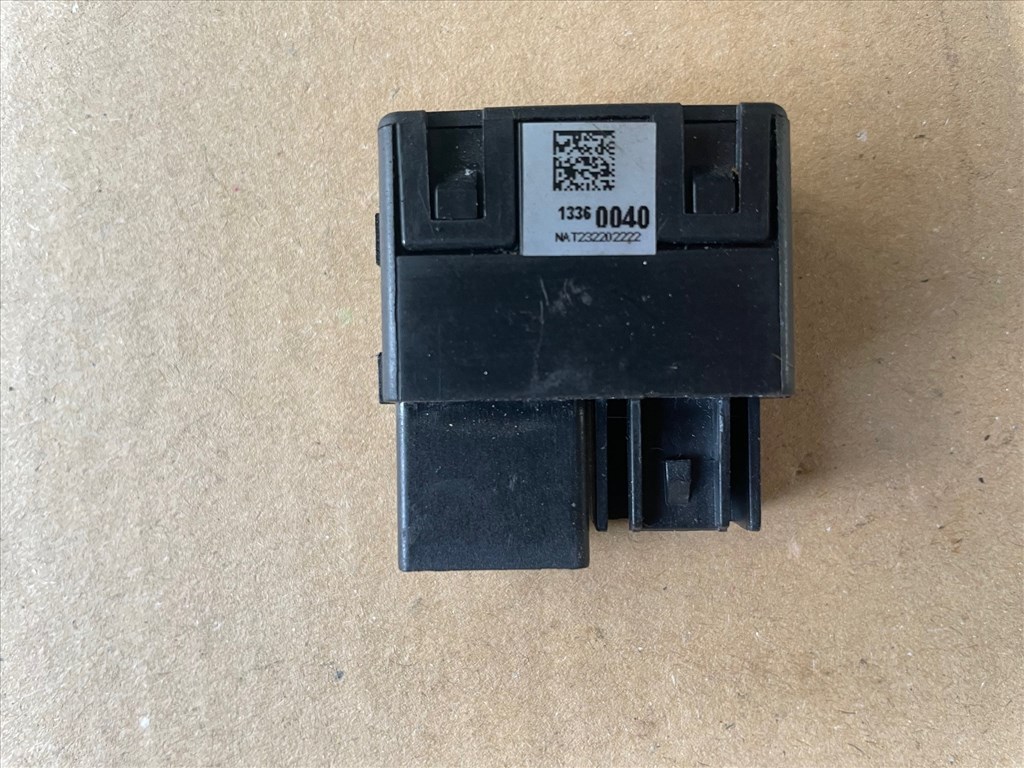 Opel Astra J Gyári Bontott Alkatrészei Eladó ( Facelift ) 1.7 CDTi A17DTS  77. kép