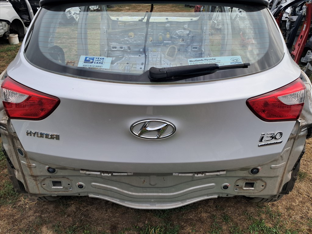 Hyundai i30 (GD) hatchback csomagtérajtó RAH 6. kép