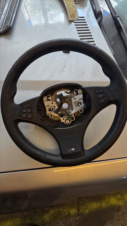 BMW X sorozat E60/E61, E83 bmw x3 m es kormany 1. kép