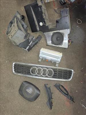 Audi a4 b5 avant bontott alkatrészek