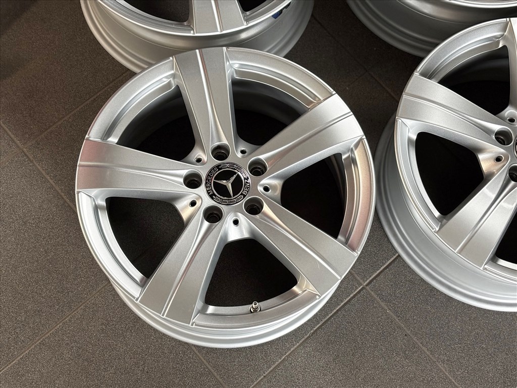 Mercedes W206 17" 5x112 gyári alufelni 17 coll W205 A C CLA 1. kép