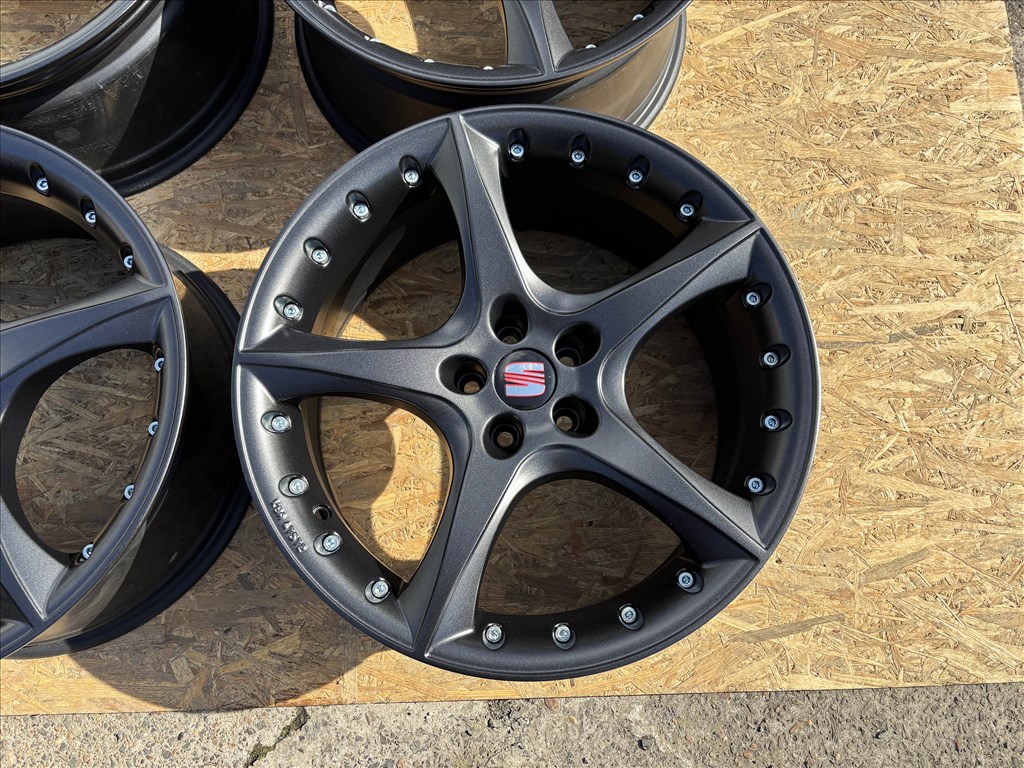 Seat 18" 5x100 alufelni eladó 18 coll Leon Ibiza Toledo 2. kép