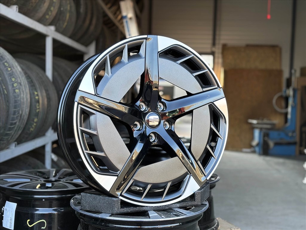 Seat Cupra Born 20" 5x112 gyári Új alufelni eladó 20 coll VW Skoda 11. kép