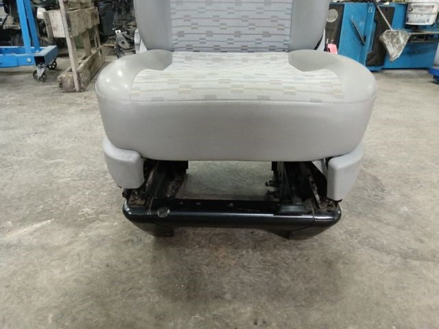 Volkswagen Transporter T5 Jobb első Ülés 18599 5. kép