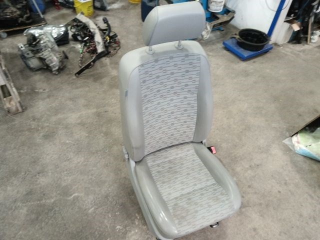 Volkswagen Transporter T5 Jobb első Ülés 18599 6. kép