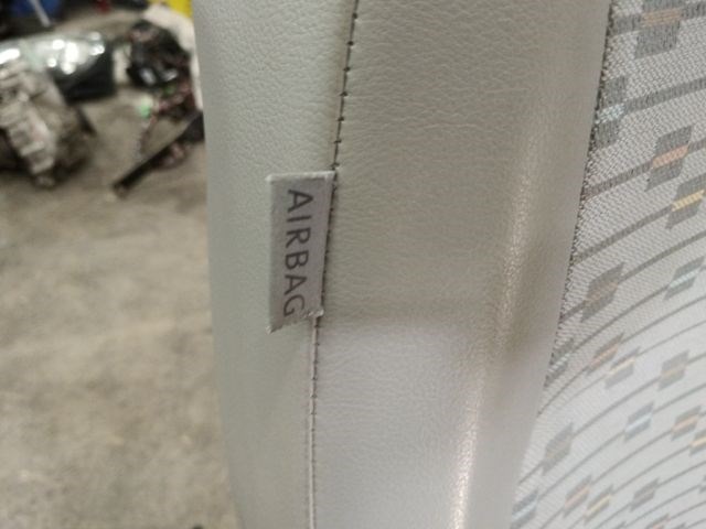 Volkswagen Transporter T5 Jobb első Ülés 18599 7. kép