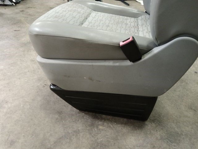 Volkswagen Transporter T5 Jobb első Ülés 18599 8. kép
