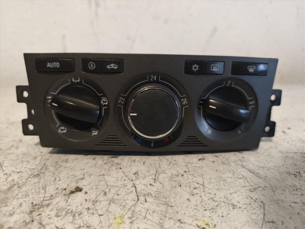 Opel Antara 2.0 CDTI 4x4 fűtéskapcsoló  1. kép