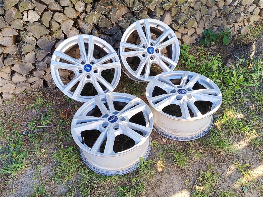  5x108 lyukosztású 7,5J 17" újszerű Ford (gyári felni) alufelni, szenzorok, csavarok  2. kép