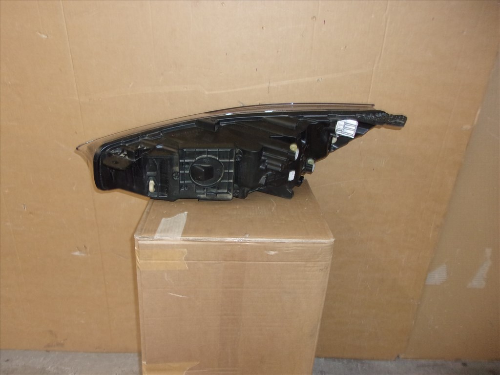 FORD FOCUS jobb első LED fényszóró 2022- NX7B-13E014-CF 4. kép