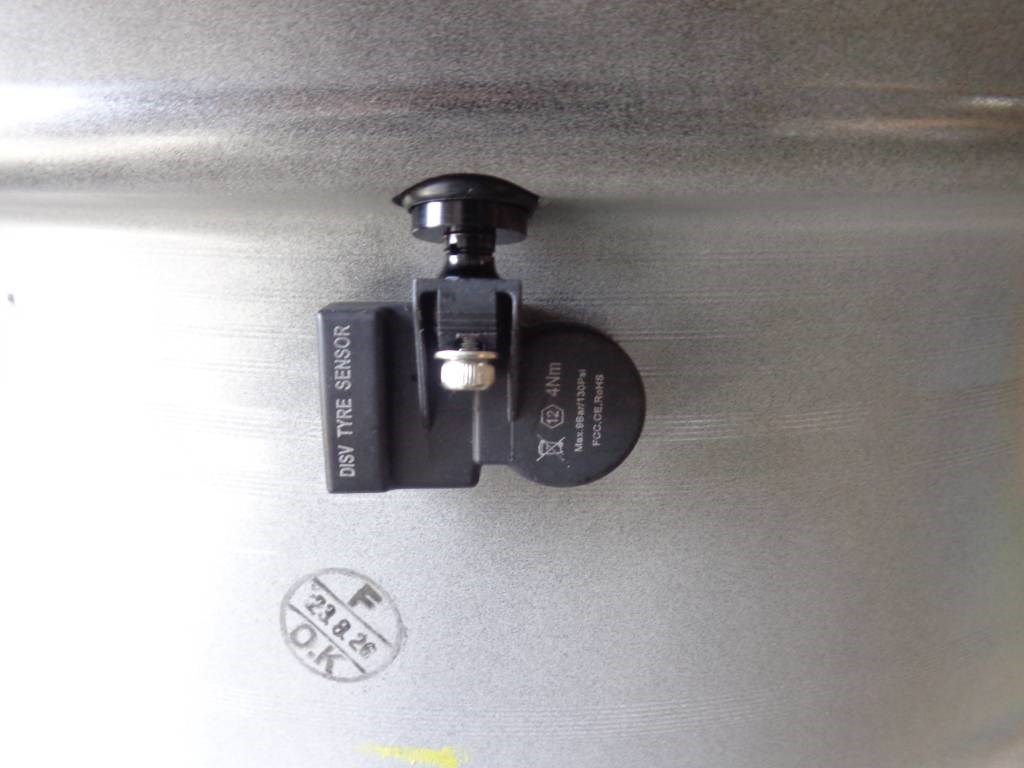 Toyota RAV4 új téli garnitúra TPMS-sel 8. kép