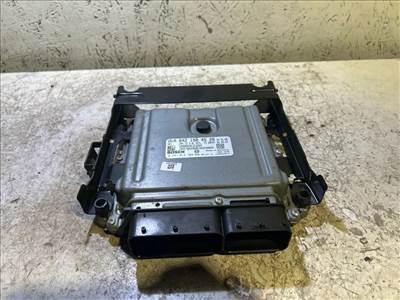 Mercedes E-osztály W211 Motorvezérlő om642 a6421504526