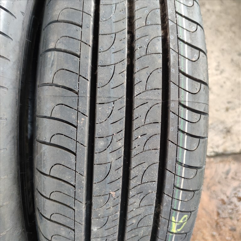 195/65 R16C ÚJ!! Goodyear nyári gumi 140000ft a 4db/83/ 4. kép