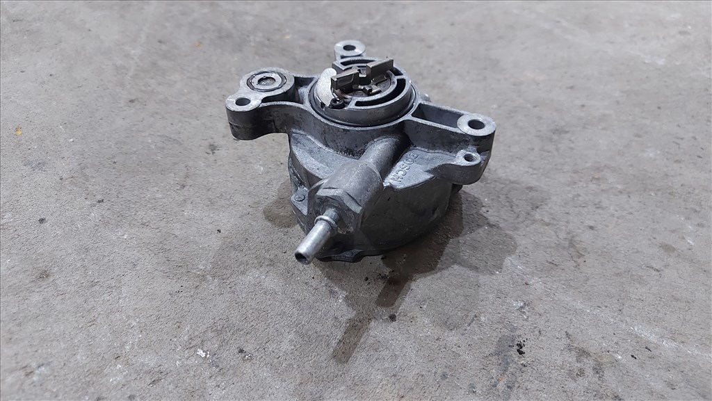 Citroen C4 C5 Peugeot 307 407 04- 2.0 Vákuumpumpa pumpa szivattyú 7195 9801888780 3. kép