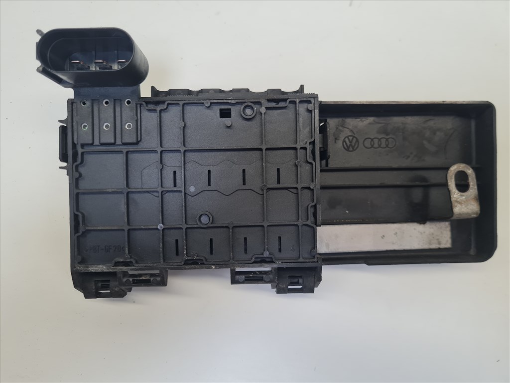 Volkswagen Golf IV motortéri biztosítéktábla (24551) 1j0937550m 5. kép