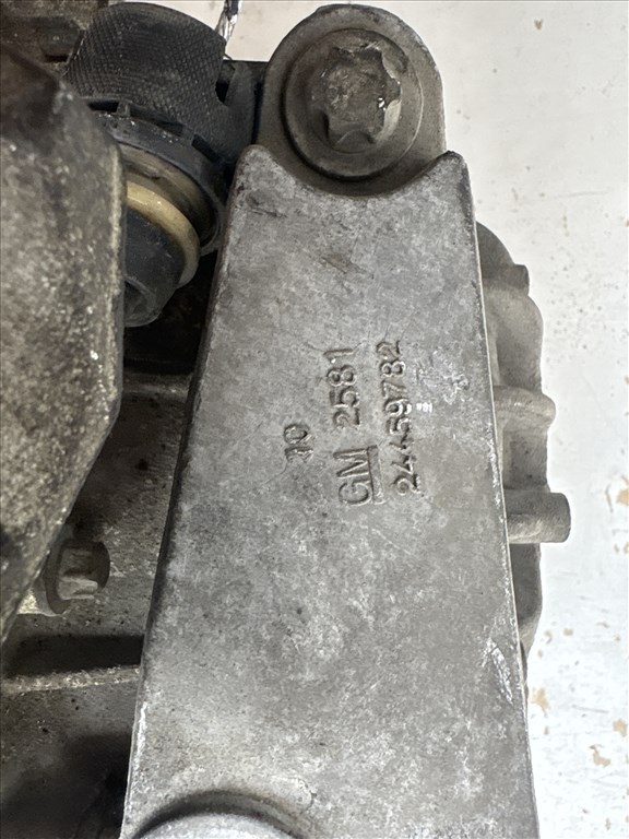 Opel Zafira B a16xht m32 Váltó 1.6 turbó cng 55569879 7. kép