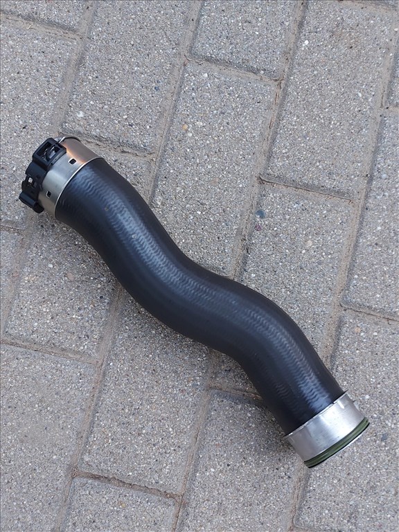 BMW 3-as sorozat E90lci, E91lci, X1, E84 intercooler cső, turbócső, töltőlevegő cső 1. kép