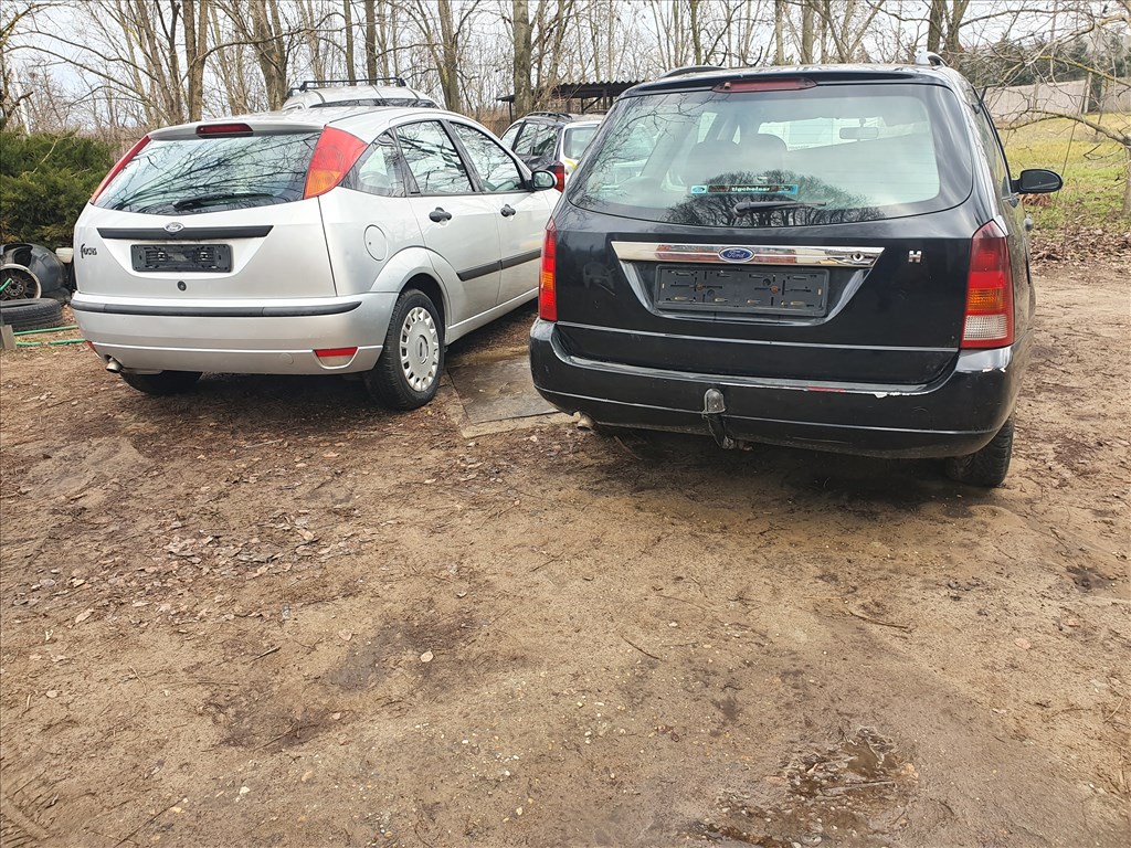 Ford Focus Mk1 bontott alkatrészei 8. kép