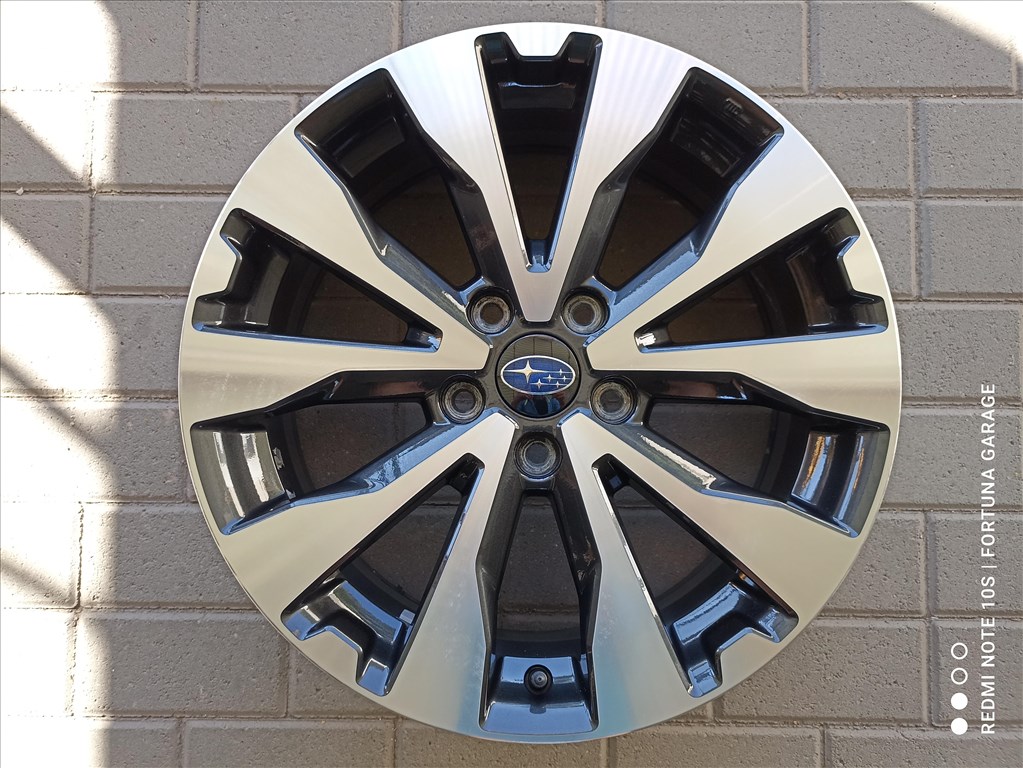 5x114,3 18" Subaru újszerű alufelni garnitúra +TPMS 5. kép