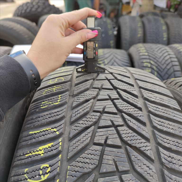  275/45 R20 Hankook téli gumi 110000ft a 4db/264/ 1. kép