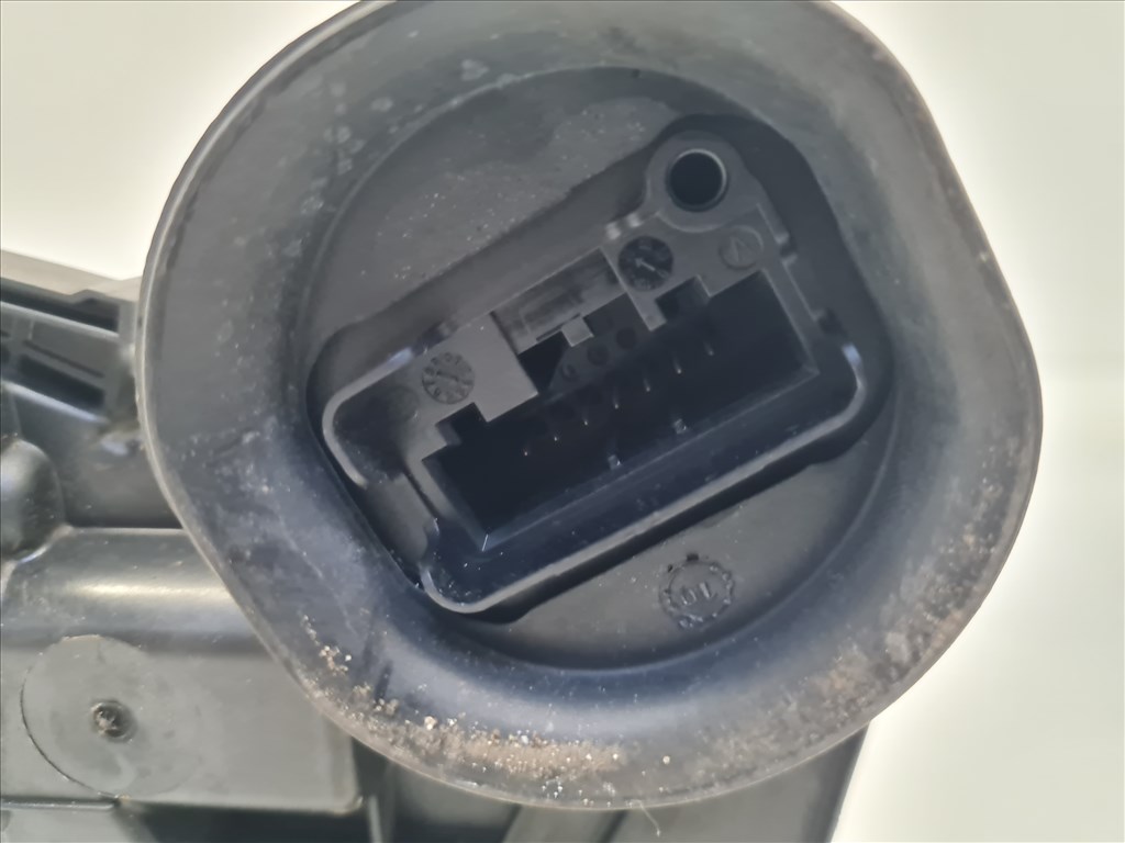 Volkswagen Golf VI jobb hátsó ajtózár (24307) 5k4839016h 5. kép