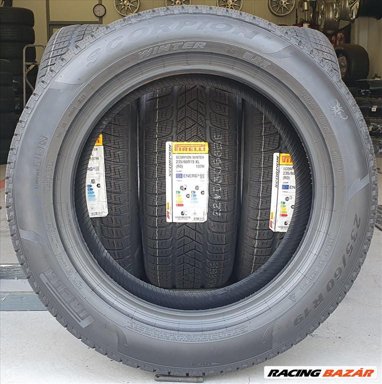 Új Pirelli Scorpion Winter Elect 235/60 R19 téli gumi 4db 2024.  /T146 1. kép