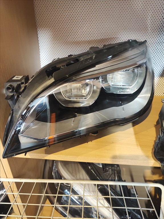 BMW f01 f02 Adaptive led fényszóró lámpa  7361221 1. kép
