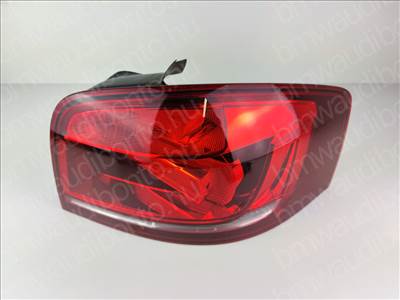 AUDI A3 Sportback (8PA) Jobb hátsó lámpa (8P3945096C)